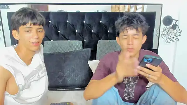 Sebas cat online show from 10/14/25, 02:18