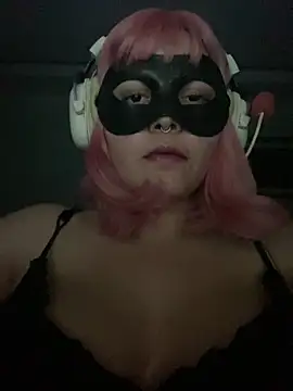 Snapshot of loveloly_ chatting on 04/03/26, 03:59 loveloly online show from 04/03/26, 03:59