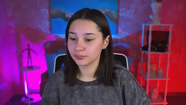 KimClarks  online show from 11/07/25, 08:14