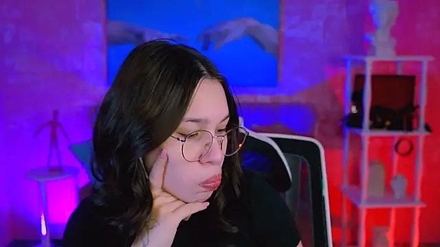 KimClarks  online show from 11/15/25, 10:12