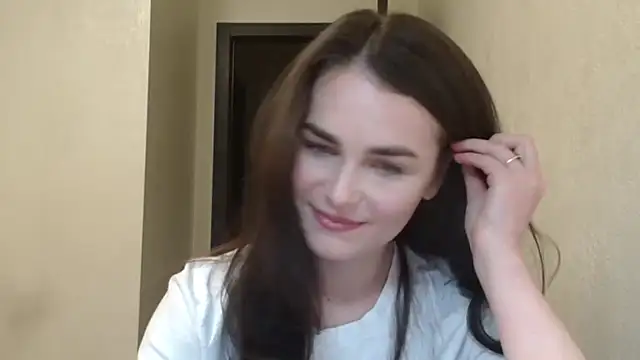 Silviaa a online show from 04/08/26, 06:52