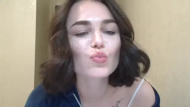 Silviaa a online show from 04/10/26, 07:29