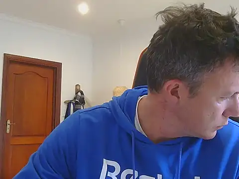 TroyDieselXXX online show from 11/11/25, 06:02