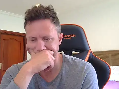 TroyDieselXXX online show from 11/22/25, 05:39