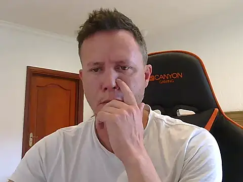 TroyDieselXXX online show from 12/23/25, 06:00