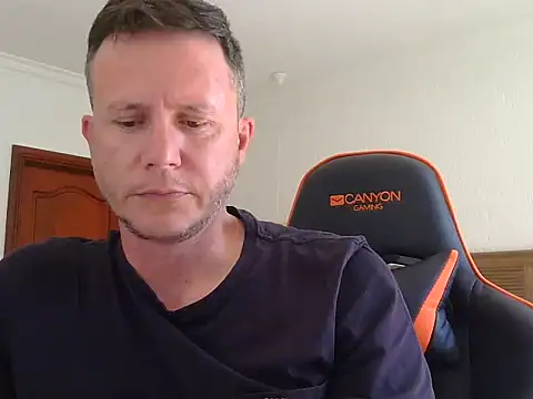 TroyDieselXXX online show from 03/27/26, 09:32