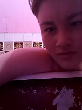 Snapshot of MoonIrene chatting on 02/20/26, 04:40 MoonIrene online show from 02/20/26, 04:40