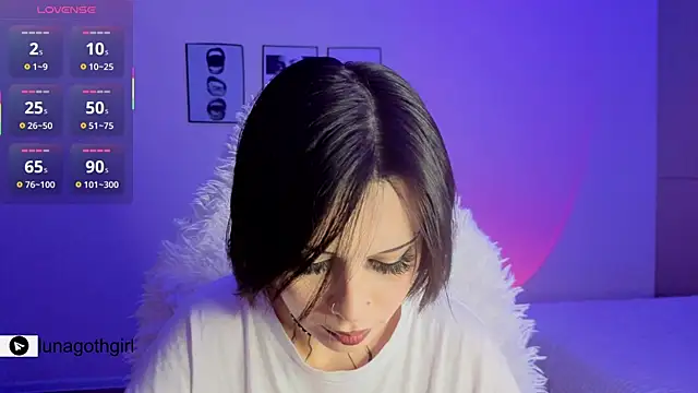 IamLuna2006 online show from 04/04/26, 05:16