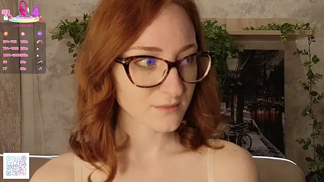 VeronaHascall online show from 09/16/25, 04:13