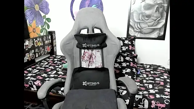 Luna0ciaran online show from 10/27/25, 07:34