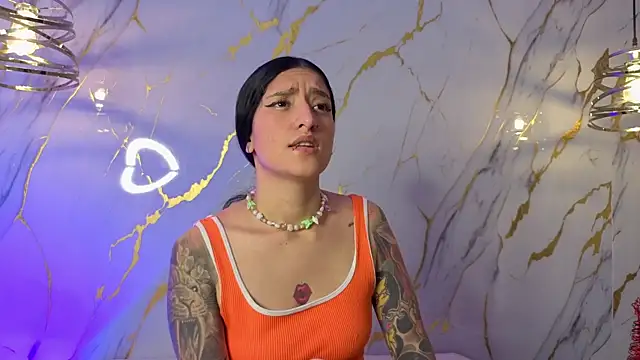 Scaarlettfox online show from 03/02/26, 07:43