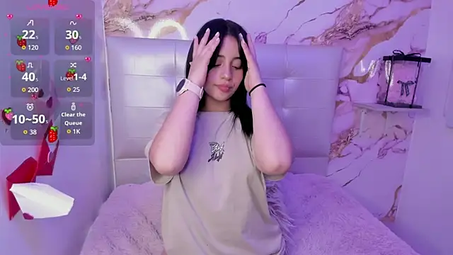 Anna Blade  online show from 04/13/26, 03:28