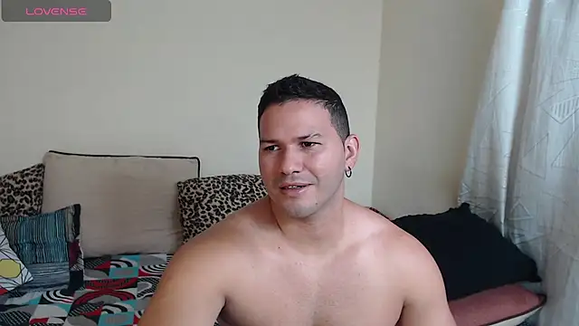 Snapshot of Tim_mz01 chatting on 05/19/26, 04:46 Tim mz01 online show from 05/19/26, 04:46