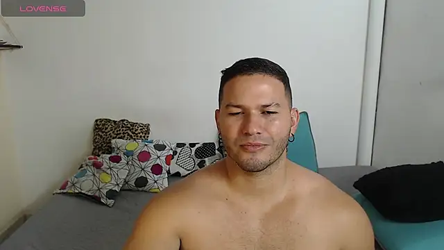 Snapshot of Tim_mz01 chatting on 05/31/26, 06:20 Tim mz01 online show from 05/31/26, 06:20