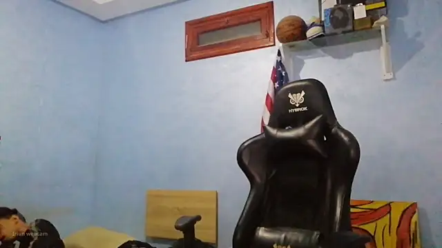 Snapshot of Dark_DesireX chatting on 05/29/26, 01:20 Dark DesireX online show from 05/29/26, 01:20