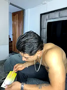 MR MUSCLE online show from 10/14/25, 11:55