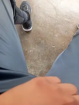 Snapshot of pauzudao_12 chatting on 03/03/26, 09:15 pauzudao 12 online show from 03/03/26, 09:15