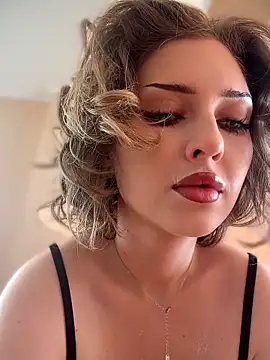 KellyKeler online show from 04/20/26, 10:29