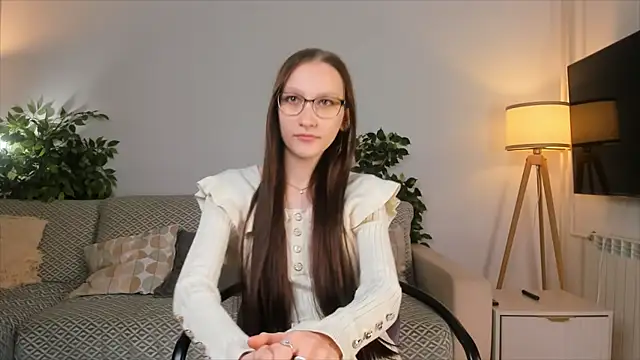 AnnisGelI online show from 12/01/25, 08:36