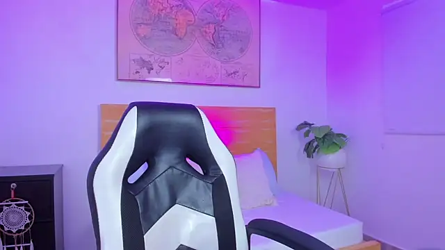 kitty sweeety  online show from 02/11/26, 12:43