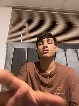 Snapshot of cody_fox10 chatting on 09/25/25, 07:06 cody fox10 online show from 09/25/25, 07:06