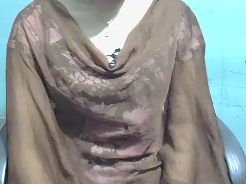 Snapshot of lovely_soniya chatting on 09/22/25, 05:42 lovely soniya online show from 09/22/25, 05:42