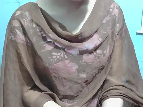 Snapshot of lovely_soniya chatting on 10/11/25, 05:17 lovely soniya online show from 10/11/25, 05:17