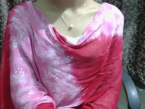 lovely soniya online show from 12/23/25, 08:23