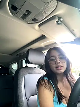 Michelle Zoe online show from 09/21/25, 08:21