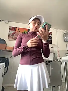 Michelle Zoe online show from 09/25/25, 04:54