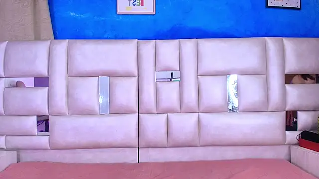 emmacurvy online show from 09/16/25, 03:07