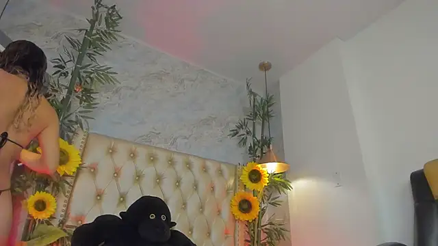 LittleeJaz online show from 12/21/25, 04:08