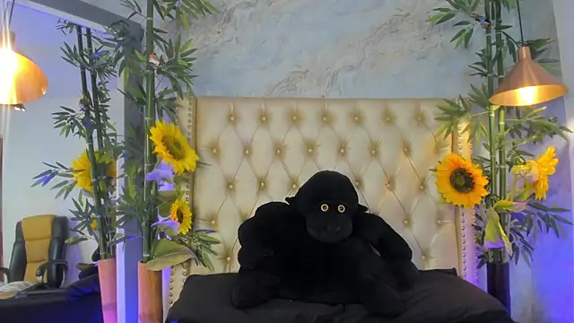 LittleeJaz online show from 02/04/26, 02:28