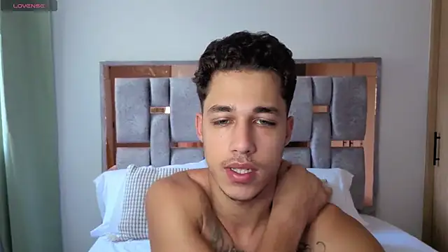 orionblaze69  online show from 10/19/25, 10:21