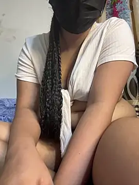 Ariana  Marie online show from 11/22/25, 11:15