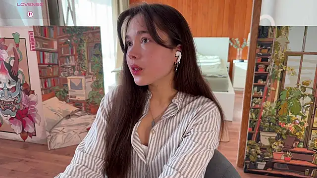 Snapshot of PlumyBun chatting on 04/10/26, 12:38 PlumyBun online show from 04/10/26, 12:38