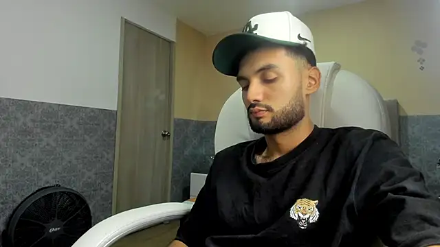 Ryan Jackson  online show from 09/23/25, 12:13