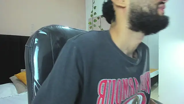 Ryan Jackson  online show from 11/07/25, 05:51