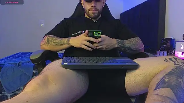 Ades Lowe online show from 02/16/26, 09:16