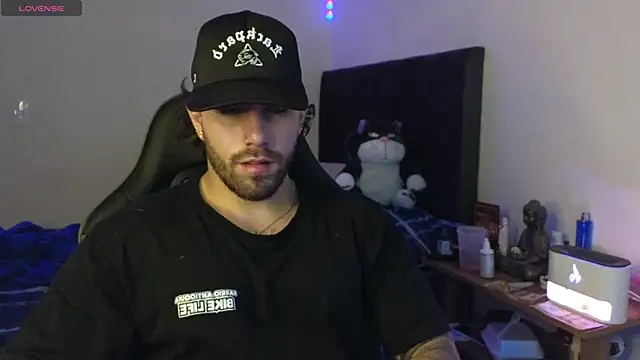 Ades Lowe online show from 03/06/26, 05:26