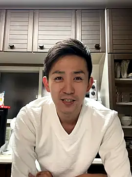 yuma0815 online show from 10/04/25, 02:04