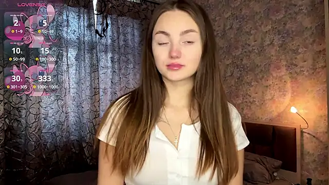 Snapshot of LoraDavi chatting on 02/17/26, 07:16 LoraDavi online show from 02/17/26, 07:16