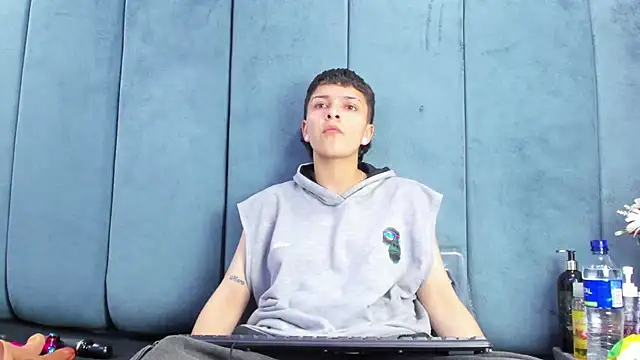 Megan Thompson  online show from 02/15/26, 02:19