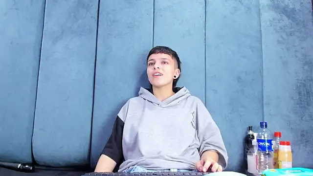 Megan Thompson  online show from 03/21/26, 02:16