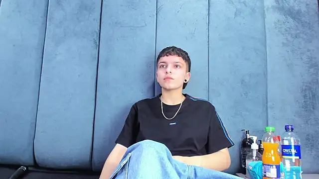 Megan Thompson  online show from 03/22/26, 02:26