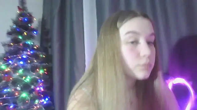 yourhoney Lola  online show from 12/20/25, 05:09