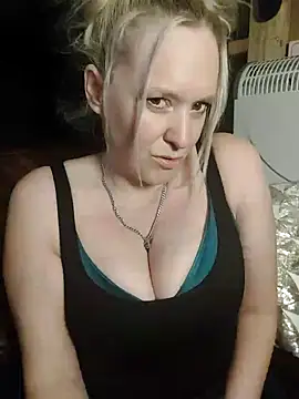 Bouncy-Bella28X online show from 10/15/25, 07:41