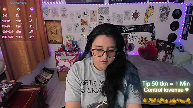 Cherry blush  online show from 04/13/26, 10:48