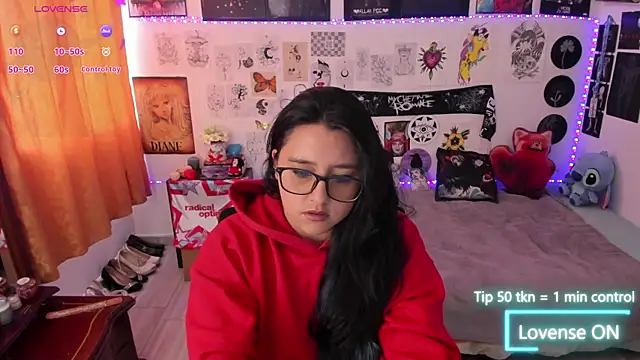 Snapshot of Cherry_blush_ chatting on 05/01/26, 09:19 Cherry blush online show from 05/01/26, 09:19