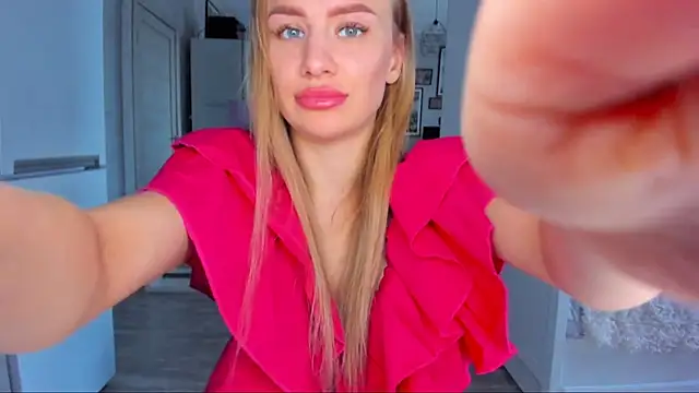 MashaFromRussia   online show from 10/19/25, 08:48